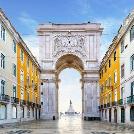 2 Bedroom Apartment For 4 People With Free Public Parking Lisboa Eksteriør billede