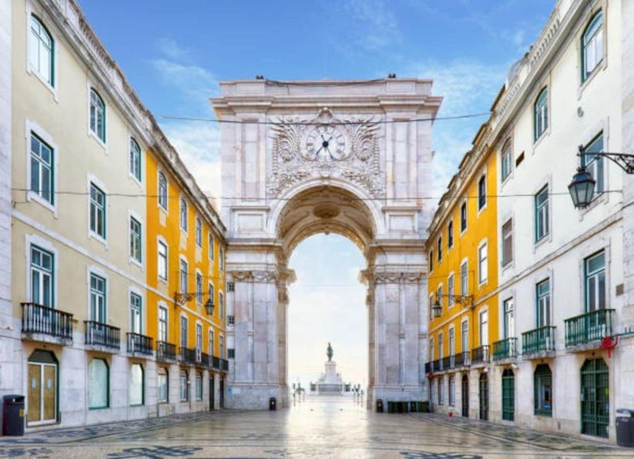 2 Bedroom Apartment For 4 People With Free Public Parking Lisboa Eksteriør billede